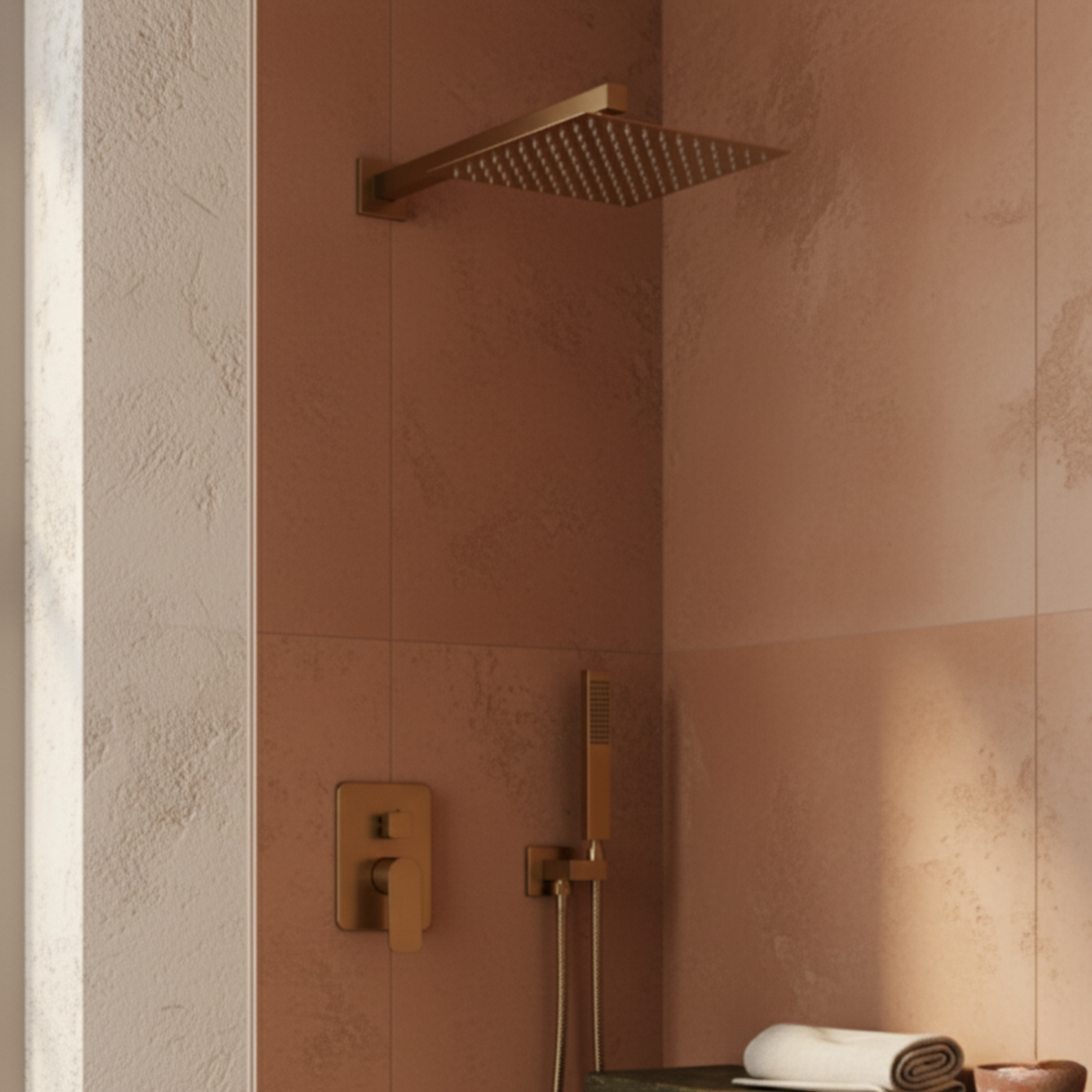 Złoty kran prysznicowy