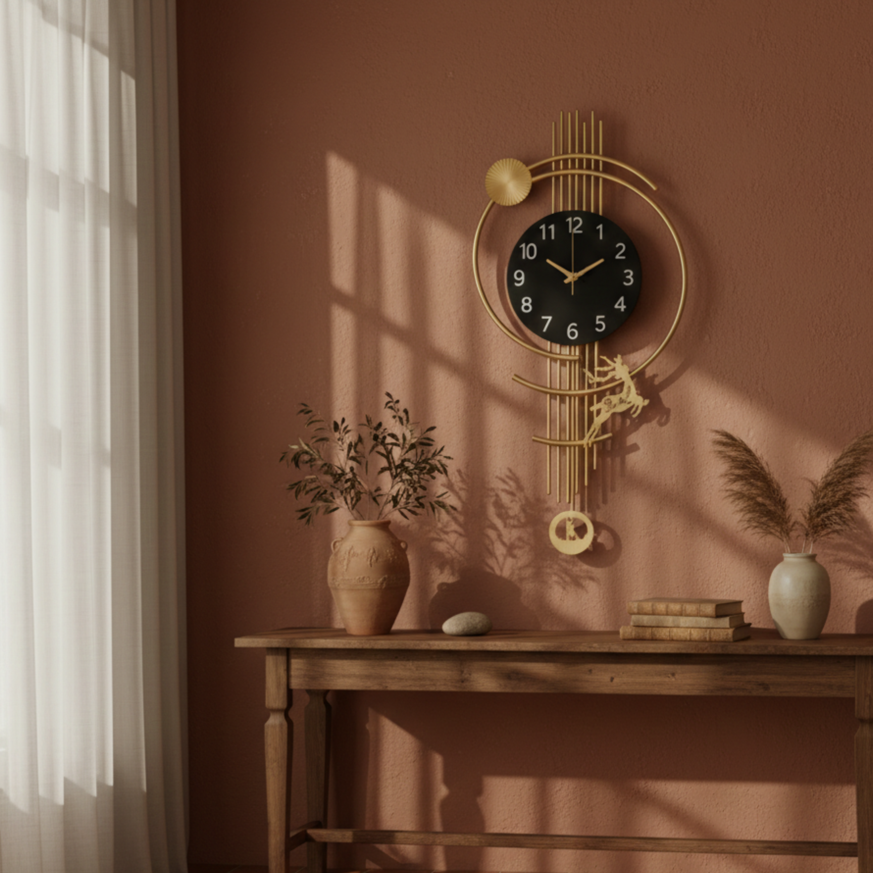 Złoty zegar ścienny