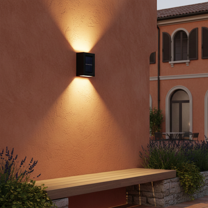 Solarna lampa ścienna LED do użytku zewnętrznego